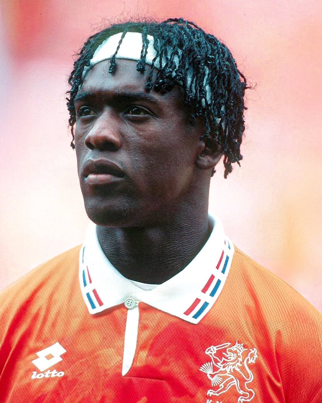 荷兰队全员努力，取得不败战绩的简单介绍