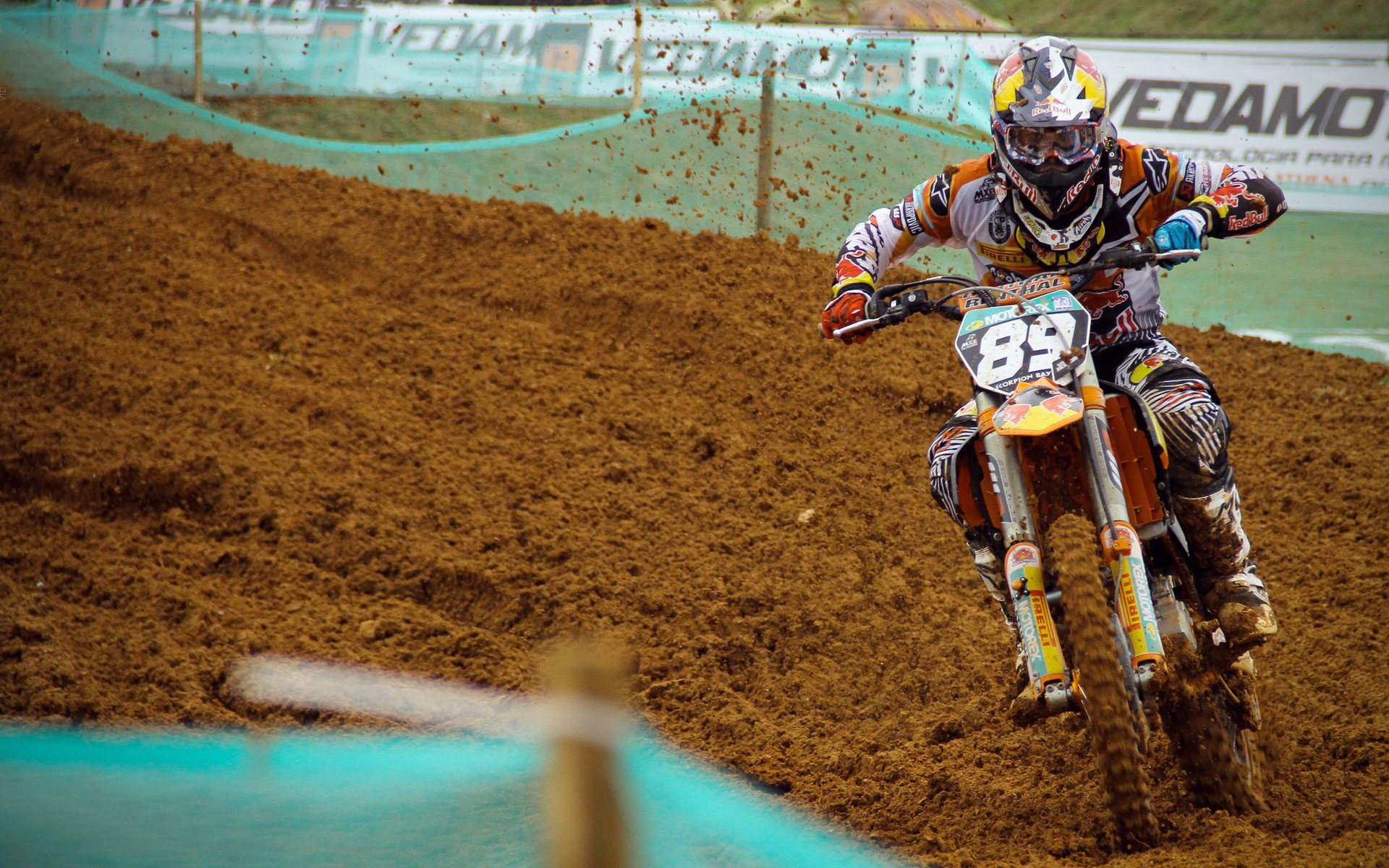 节奏大师卡马文加，巴黎用唯一性哲学，击碎马德里的钢铁森林