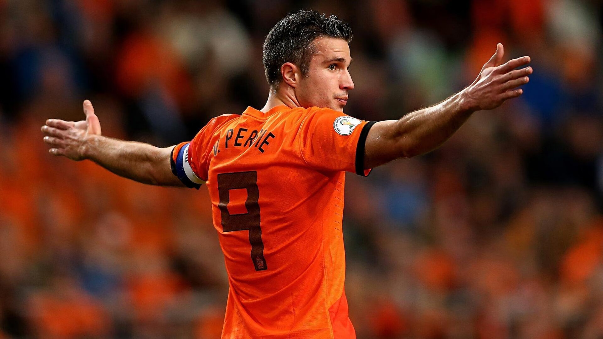 引擎轰鸣之夜,恩佐·法拉利如何以一场揭幕战彻底改写F1防线法则